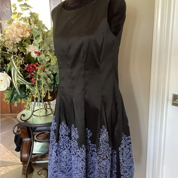 Leslie Fay Dress sz 10 beaded flare Bottom, elegant Girlhood core, formal - Picture 4 of 9